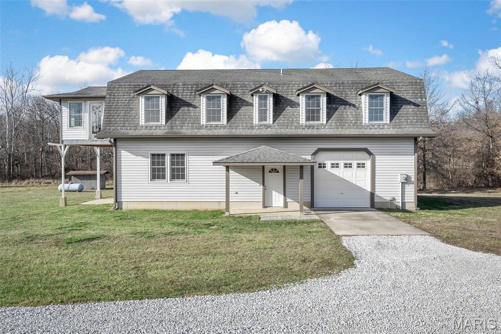Elsberry, Missouri, 63343, United States, 3 Bedrooms Bedrooms, ,2 BathroomsBathrooms,Residential,For Sale,1828292