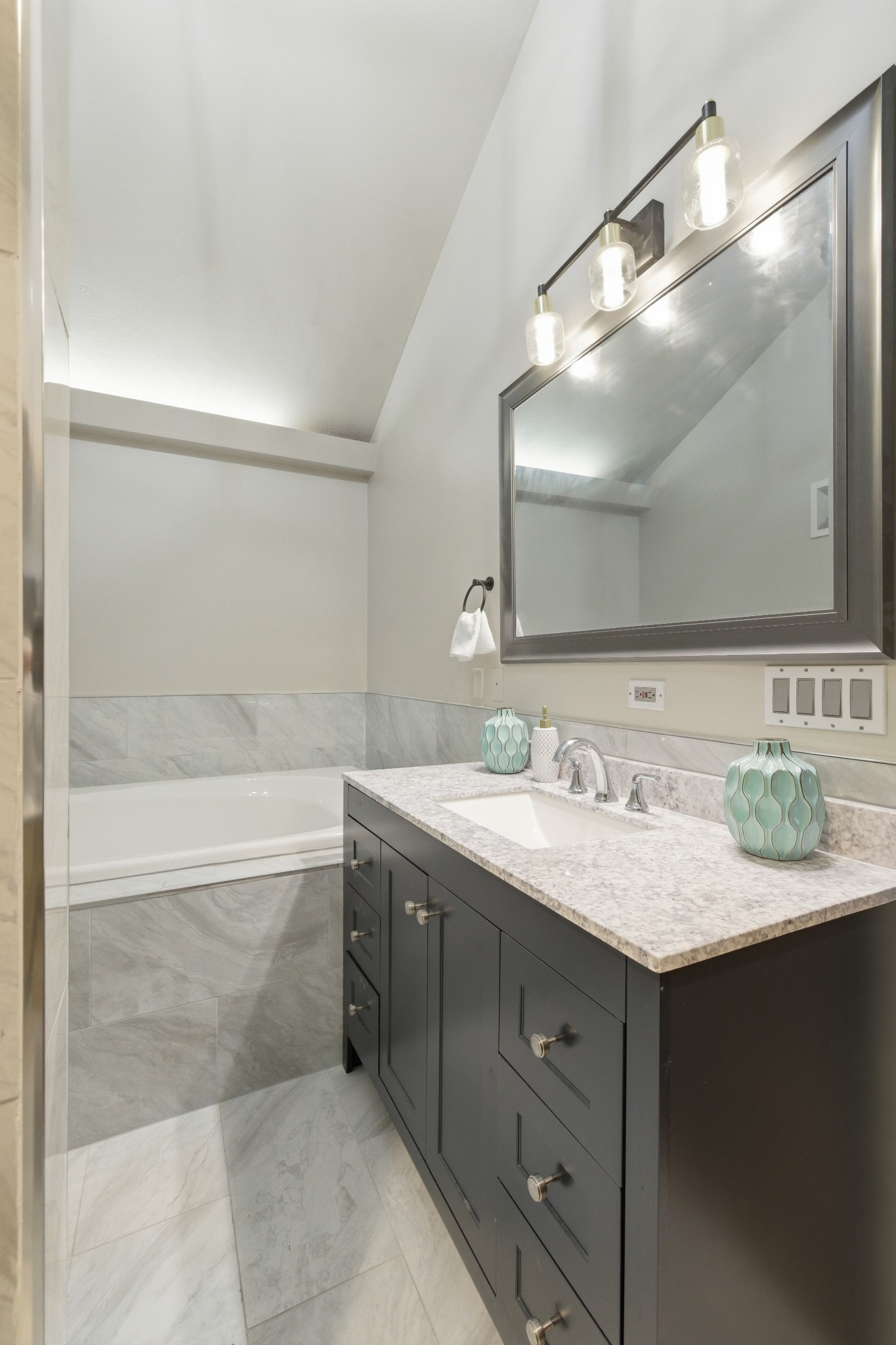  256 Summit Ridge Drive, Nashville, TN, 37215 - 物件實景