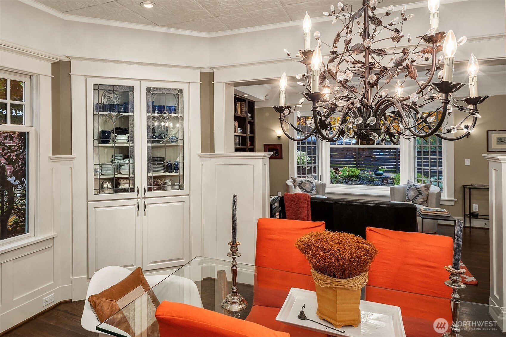 Seattle, Washington, 98119, United States, 4 Bedrooms Bedrooms, ,3 BathroomsBathrooms,Residential,For Sale,1989541