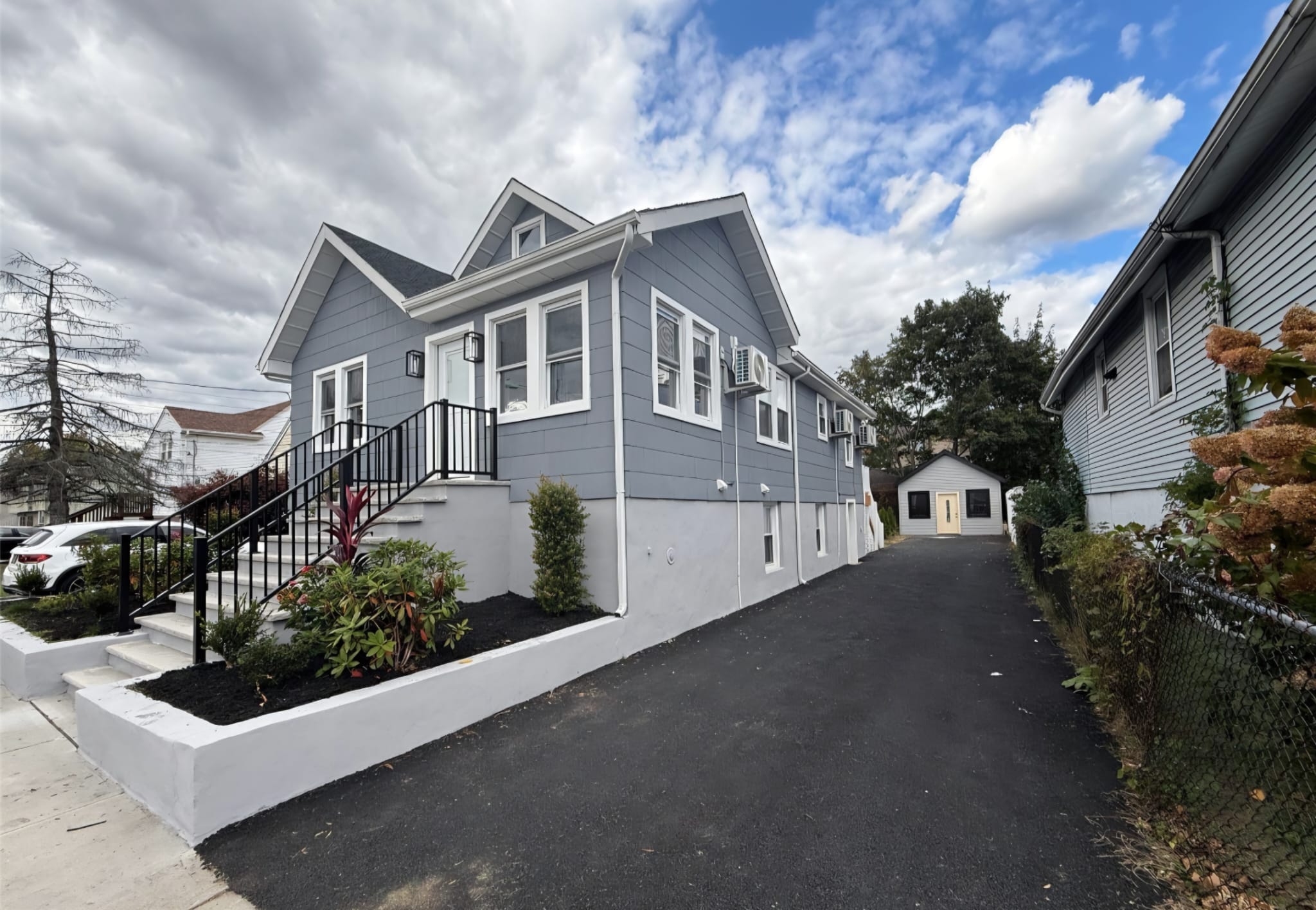 Little Ferry, New Jersey, 07643, United States, 5 Bedrooms Bedrooms, ,2 BathroomsBathrooms,Residential,For Sale,1983964