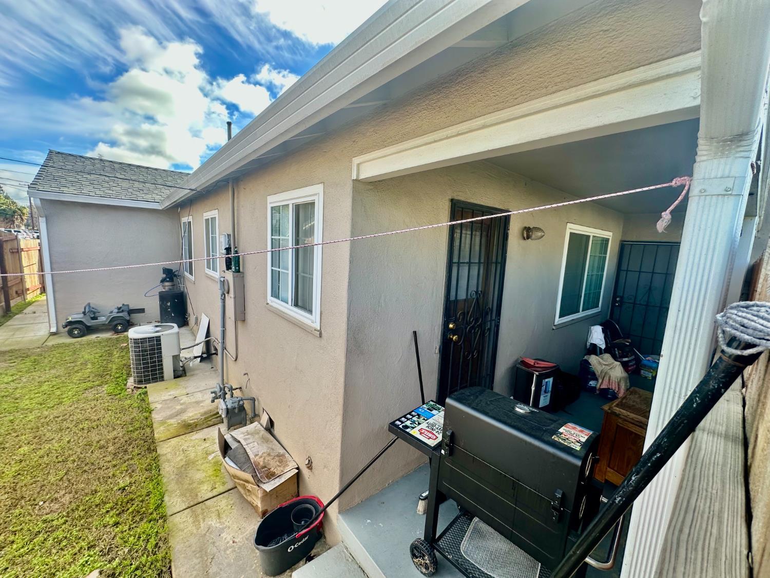 Lodi, California, 95240, United States, 3 Bedrooms Bedrooms, ,2 BathroomsBathrooms,Residential,For Sale,2009722