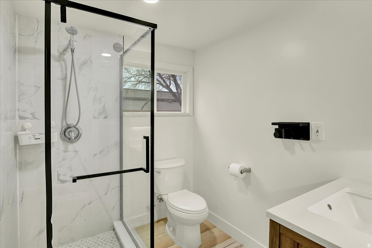 Sandy, Utah, 84094, United States, 4 Bedrooms Bedrooms, ,1 BathroomBathrooms,Residential,For Sale,2001958