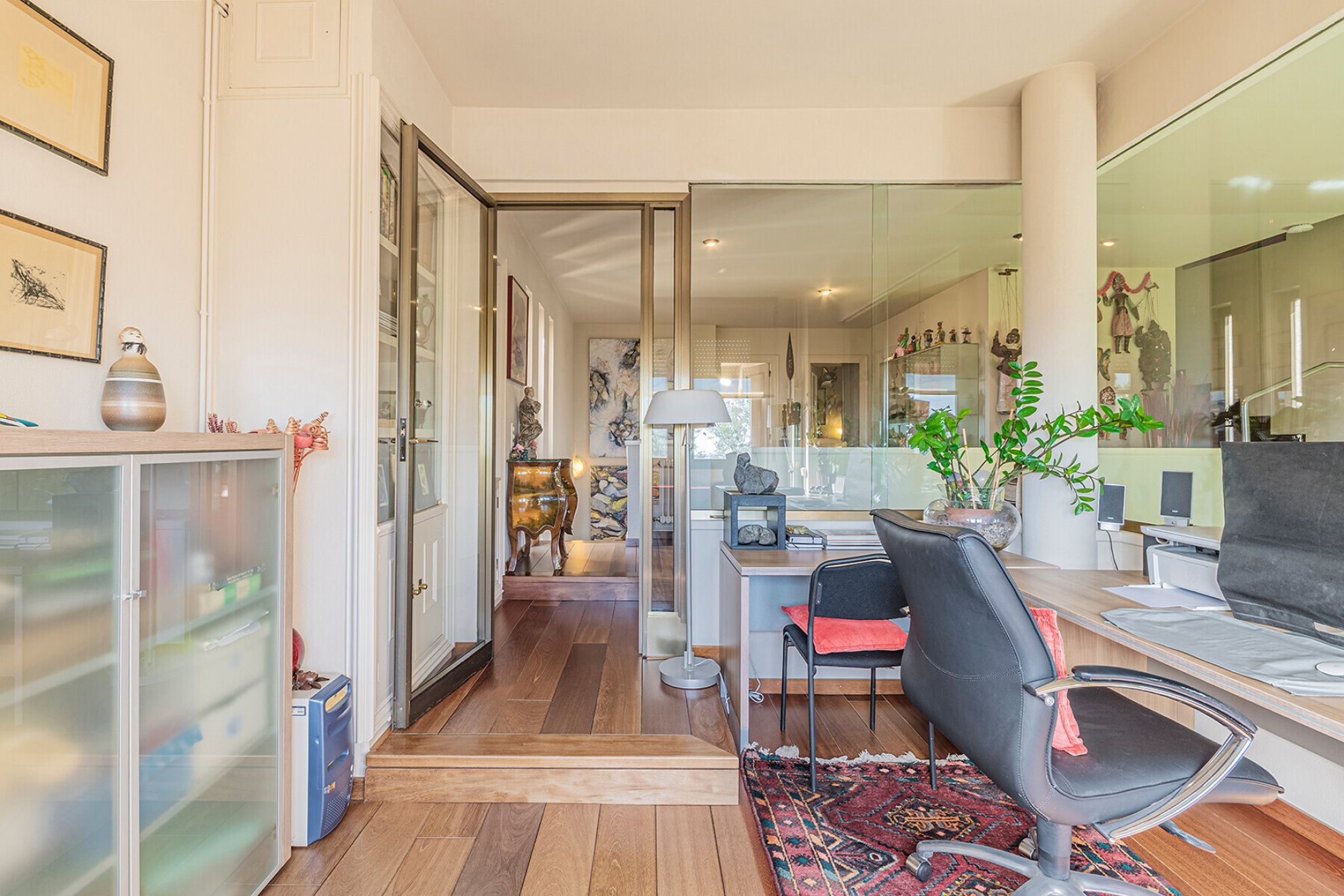  Exclusive single-family home with a large yard, views, and privacy in La Miranda - 物件實景
