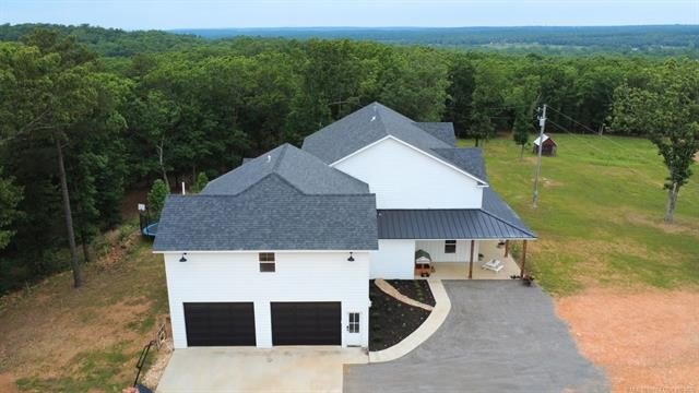 Tahlequah, Oklahoma, 74464, United States, 6 Bedrooms Bedrooms, ,4 BathroomsBathrooms,Residential,For Sale,1982576