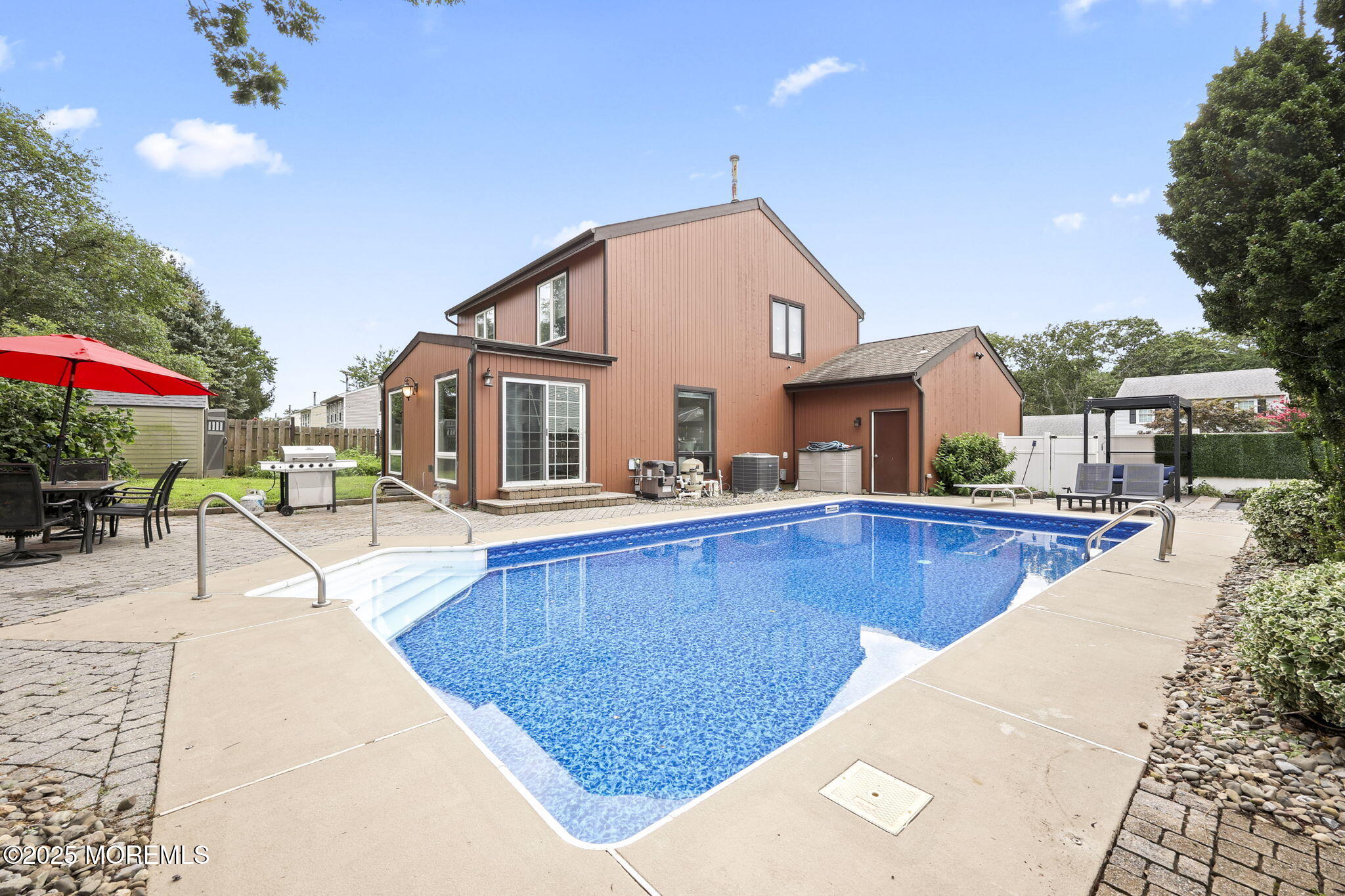 Toms River, New Jersey, 08753, United States, 3 Bedrooms Bedrooms, ,3 BathroomsBathrooms,Residential,For Sale,1924638