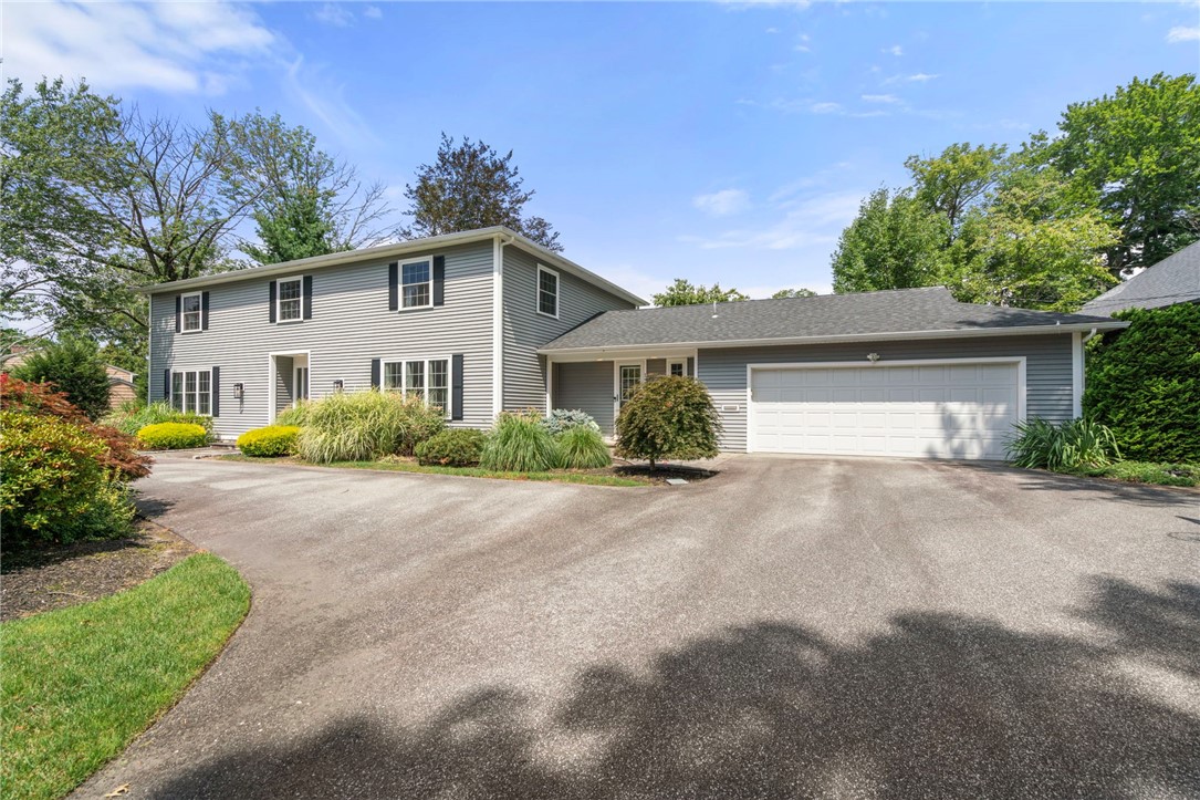 Cranston, Rhode Island, 02920, United States, 4 Bedrooms Bedrooms, ,5 BathroomsBathrooms,Residential,For Sale,1916755