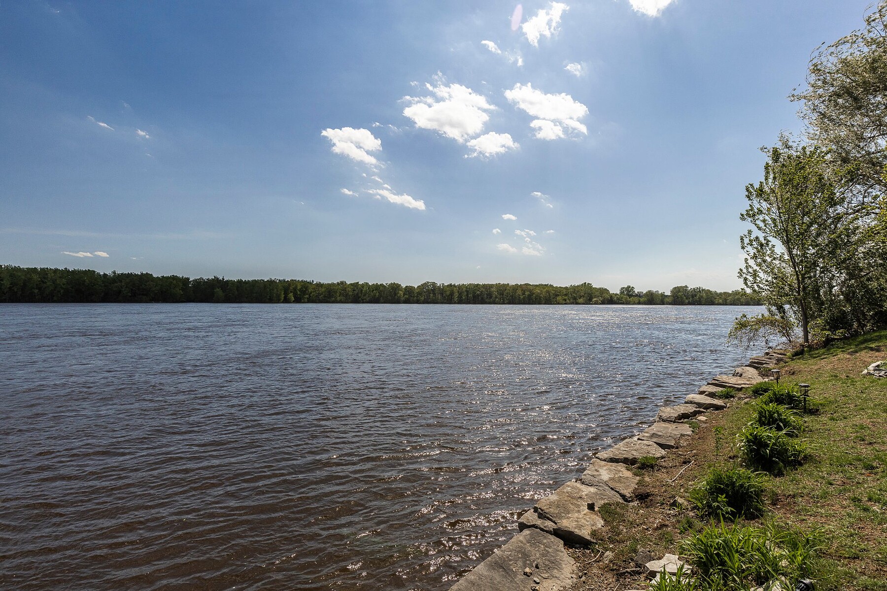  Sainte-Dorothée, Laval - 物件實景