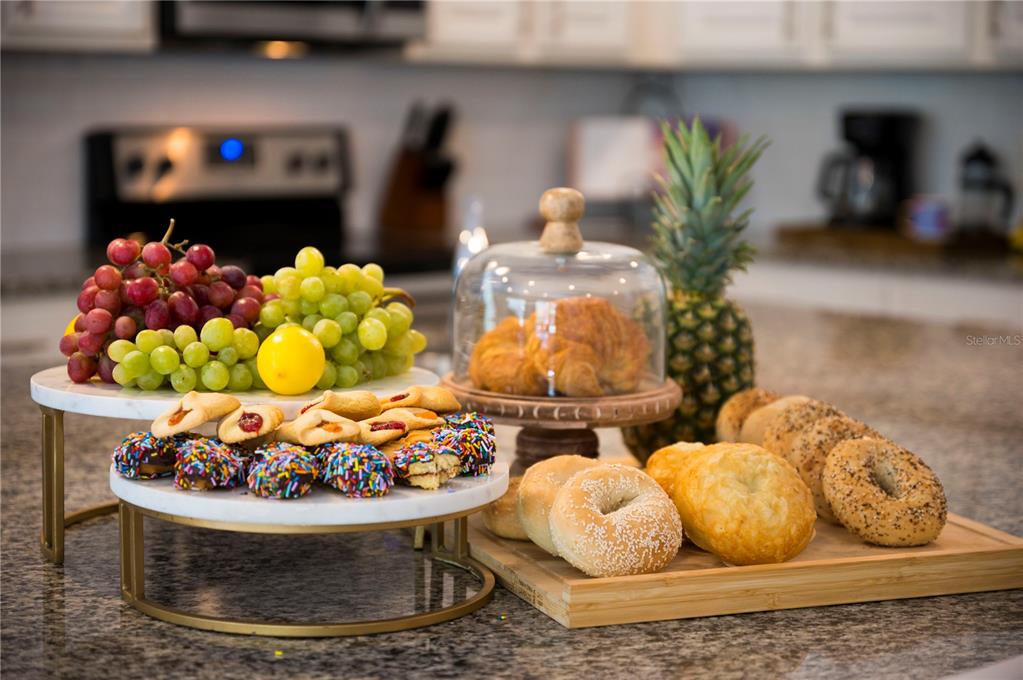 Davenport, Florida, 33837, United States, 10 Bedrooms Bedrooms, ,8 BathroomsBathrooms,Residential,For Sale,1996234