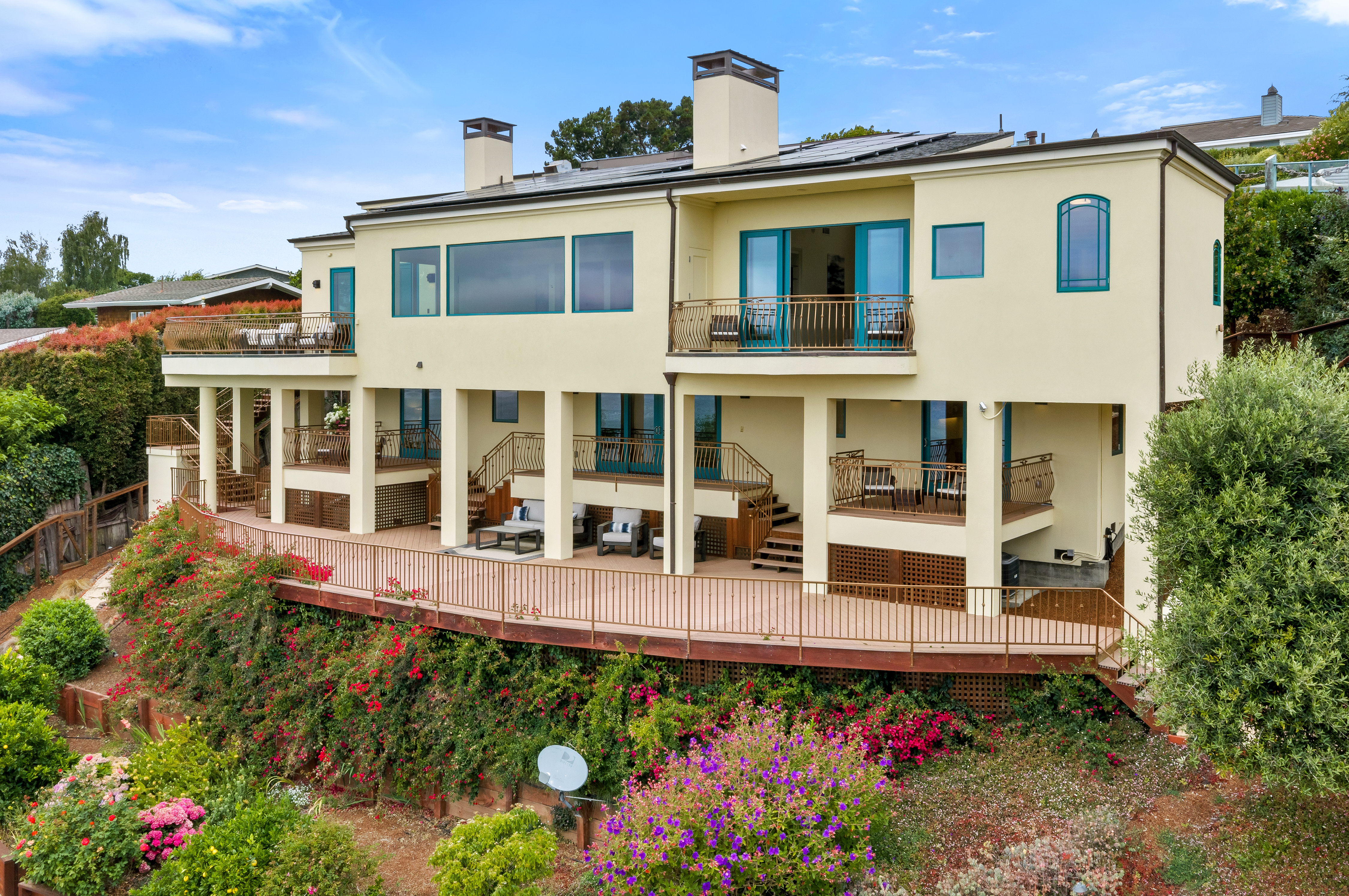  Luxury Living Overlooking the Bay - 物件實景