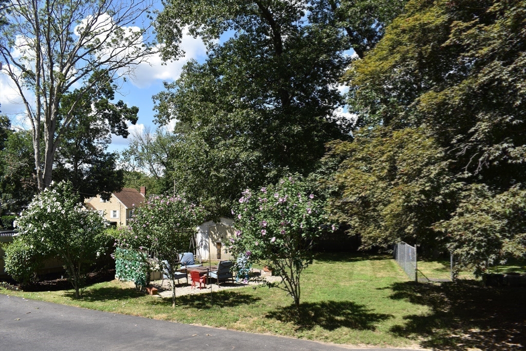 Brockton, Massachusetts, 02301, United States, 3 Bedrooms Bedrooms, ,1 BathroomBathrooms,Residential,For Sale,1895506