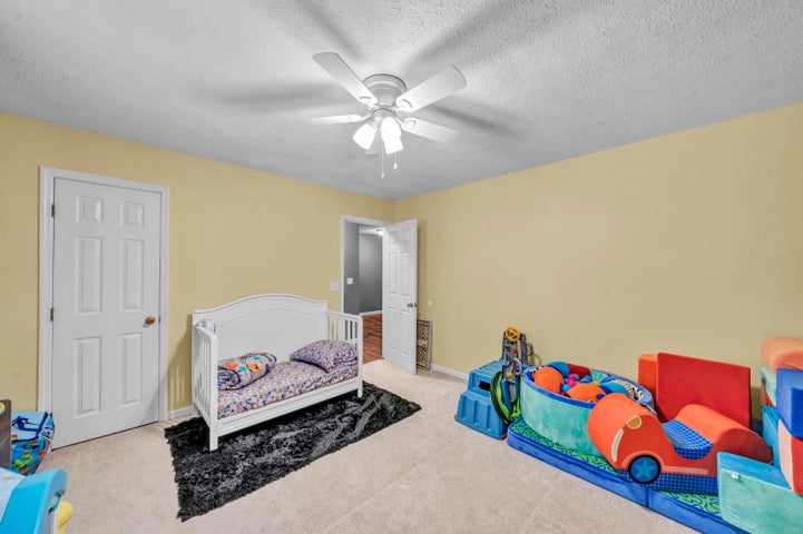 Vanceburg, Kentucky, 41179, United States, 4 Bedrooms Bedrooms, ,2 BathroomsBathrooms,Residential,For Sale,1984182