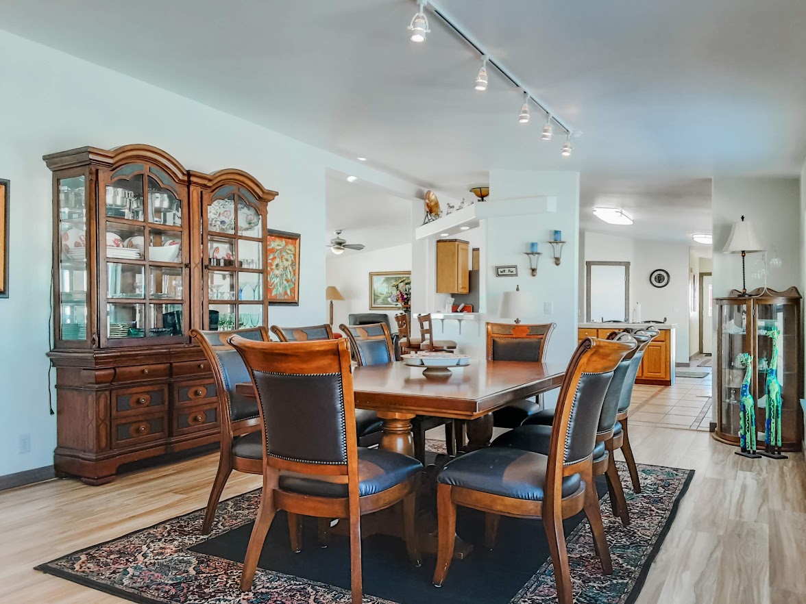 Buffalo, Wyoming, 82834, United States, 4 Bedrooms Bedrooms, ,2 BathroomsBathrooms,Residential,For Sale,1980816