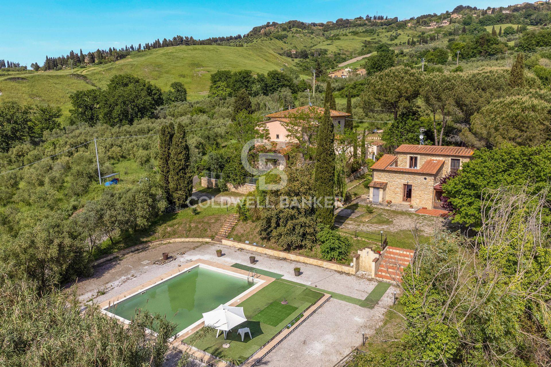 Strada Consorziale di Rioddi, Volterra, Pisa, 56048, IT, 11 Bedrooms Bedrooms, ,7 BathroomsBathrooms,Residential,For Sale,Strada Consorziale di Rioddi,1613669