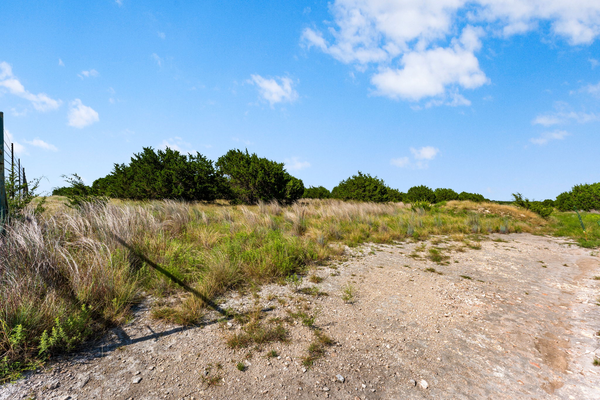  5 Acres  Gated Community & Scenic Views - 物件實景