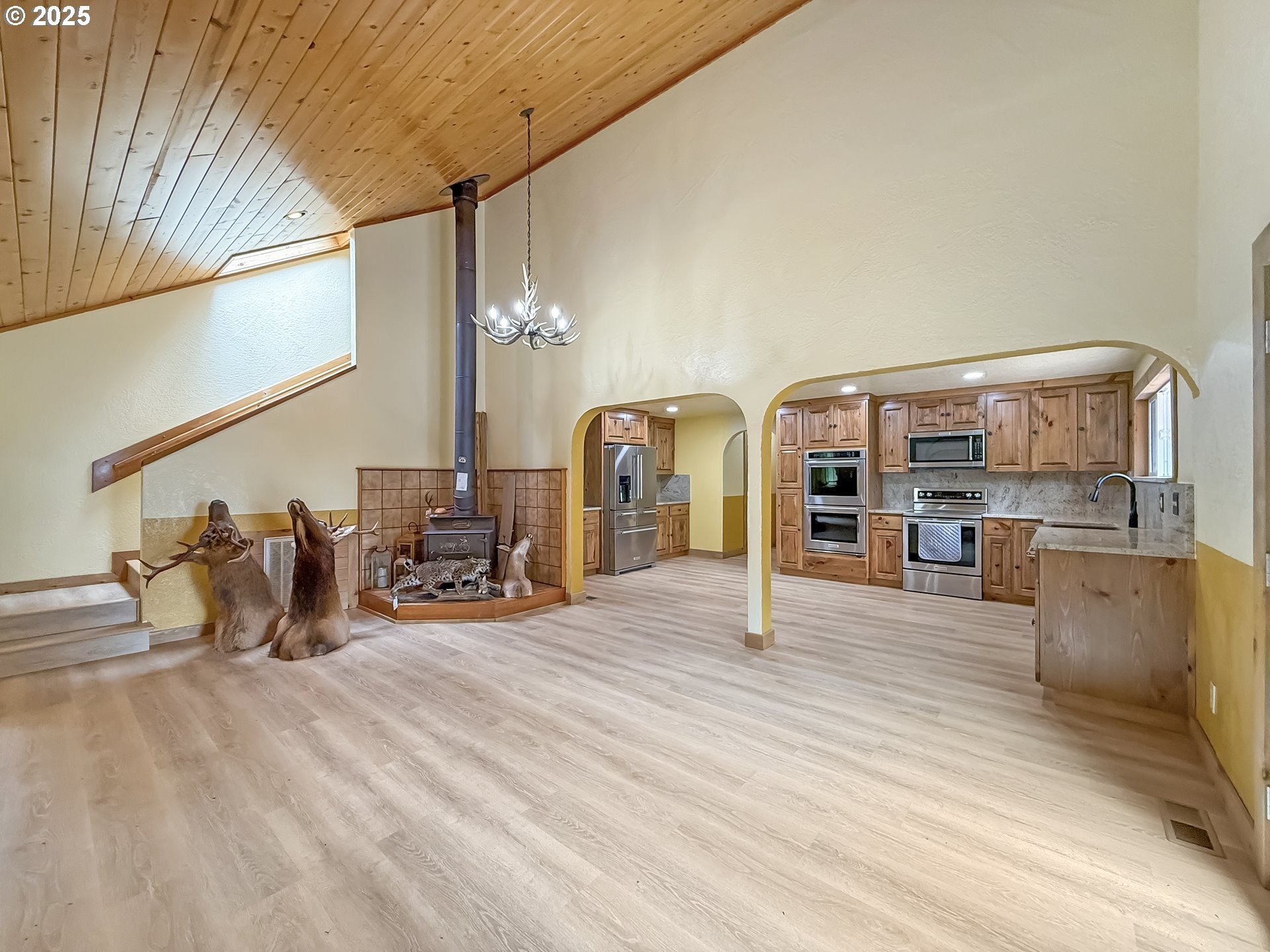 Brookings, Oregon, 97415, United States, 4 Bedrooms Bedrooms, ,2 BathroomsBathrooms,Residential,For Sale,1982751