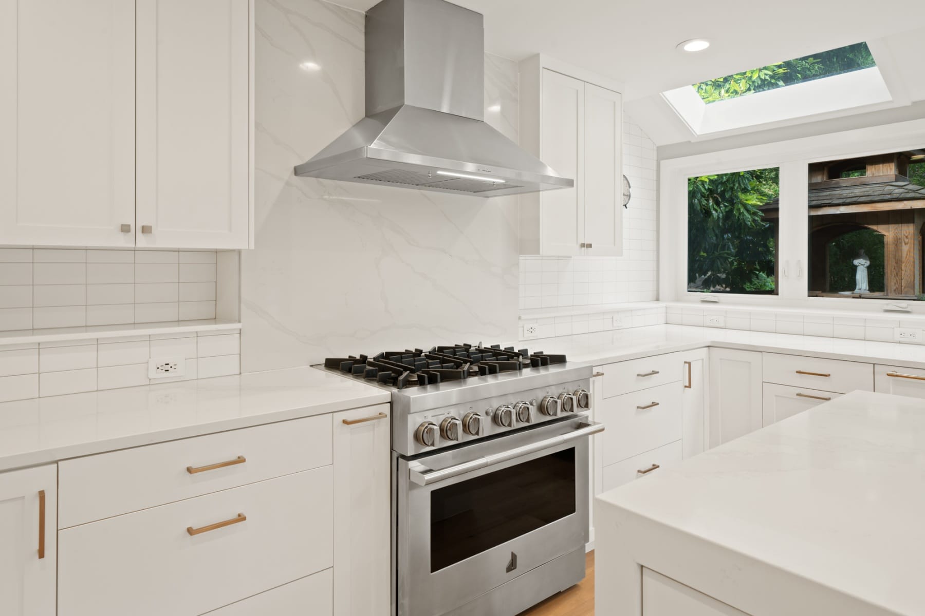  2236 SUMMIT CT Lake Oswego, OR 97034 - 物件實景