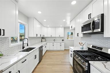 Downey, California, 90240, United States, 3 Bedrooms Bedrooms, ,1 BathroomBathrooms,Residential,For Sale,1943555