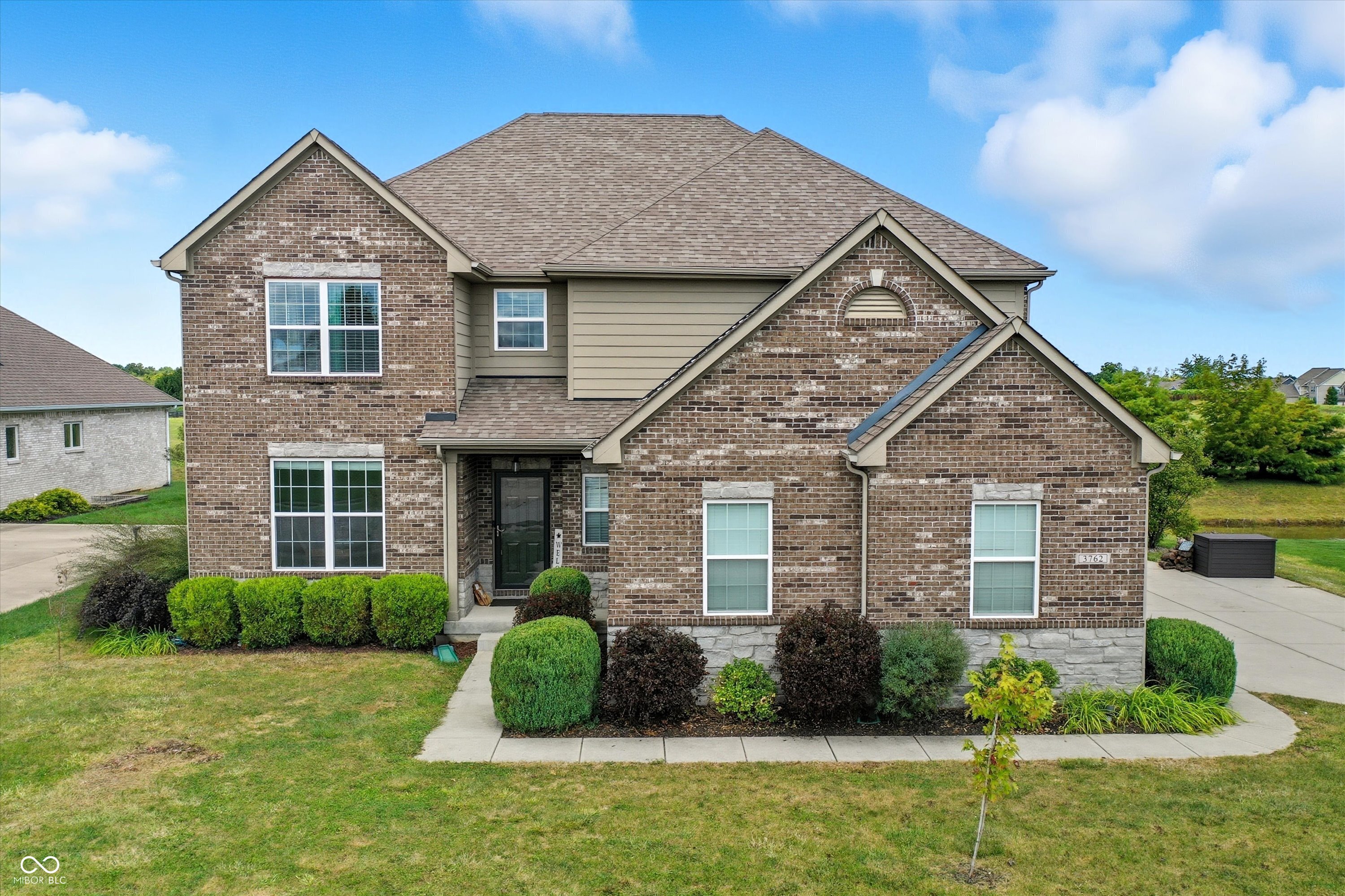 Bargersville, Indiana, 46106, United States, 5 Bedrooms Bedrooms, ,4 BathroomsBathrooms,Residential,For Sale,1975044