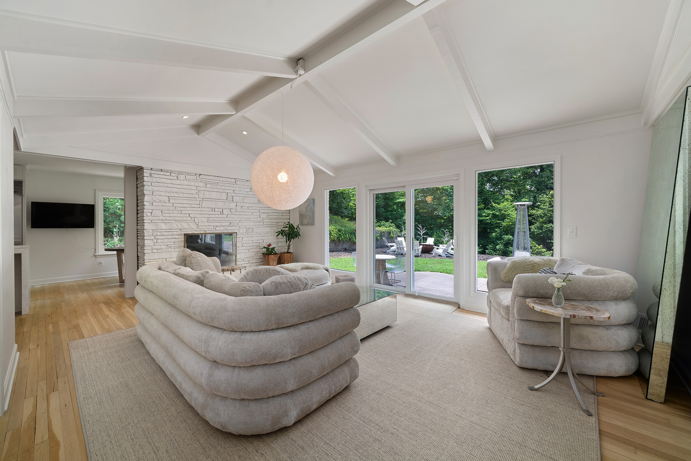  Reimagined Iconic All Brick California-inspired 1960s Ranch - 物件實景
