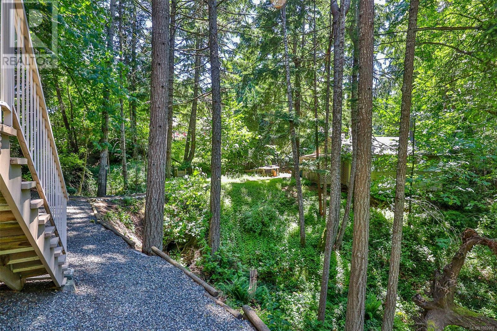 DUNCAN, British Columbia, V9L 5S6, CA, 4 Bedrooms Bedrooms, ,2 BathroomsBathrooms,Residential,For Sale,1873996