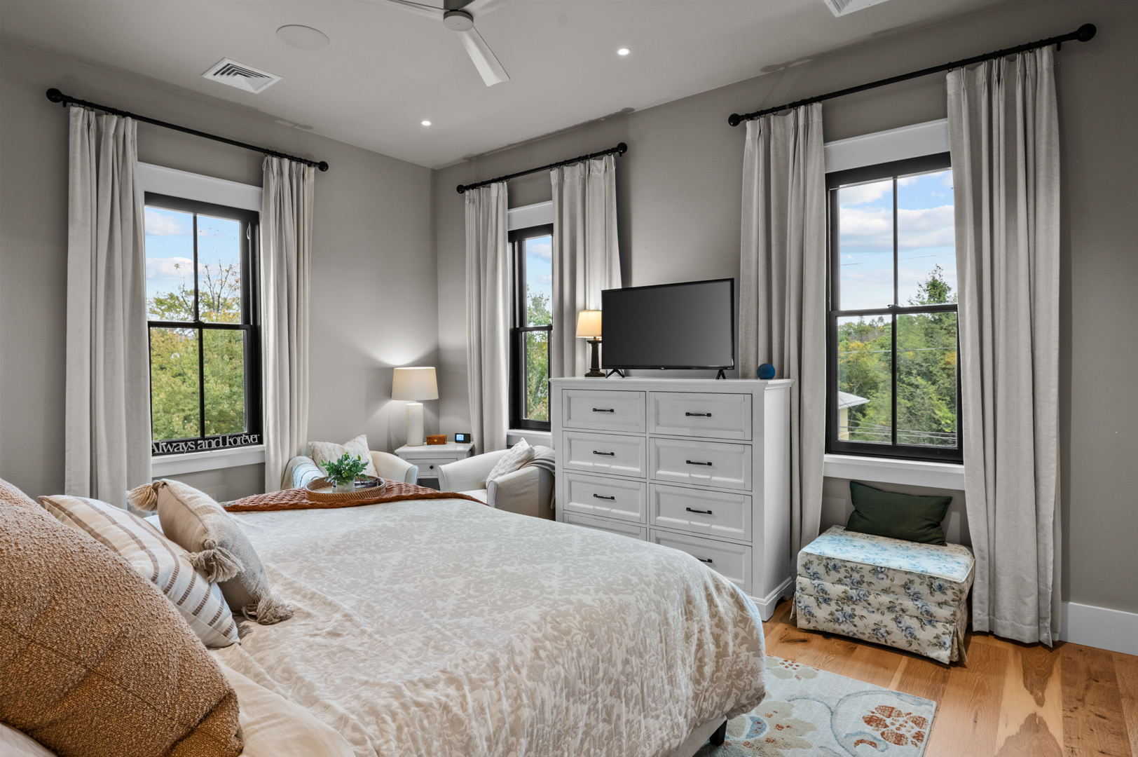 Wyomissing, Pennsylvania, 19610, United States, 3 Bedrooms Bedrooms, ,4 BathroomsBathrooms,Residential,For Sale,1985652