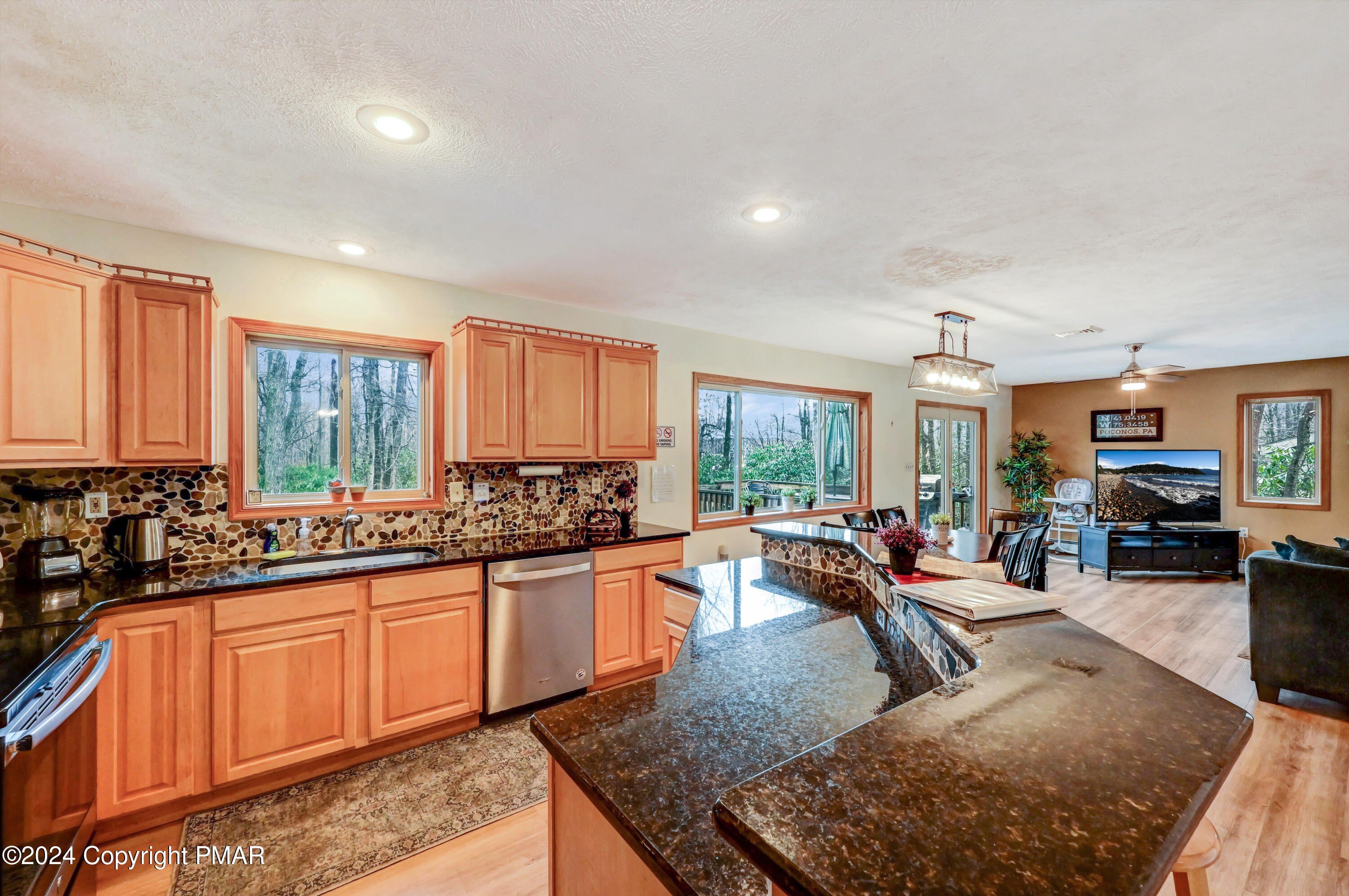 Pocono Pines, Pennsylvania, 18350, United States, 4 Bedrooms Bedrooms, ,3 BathroomsBathrooms,Residential,For Sale,1981114