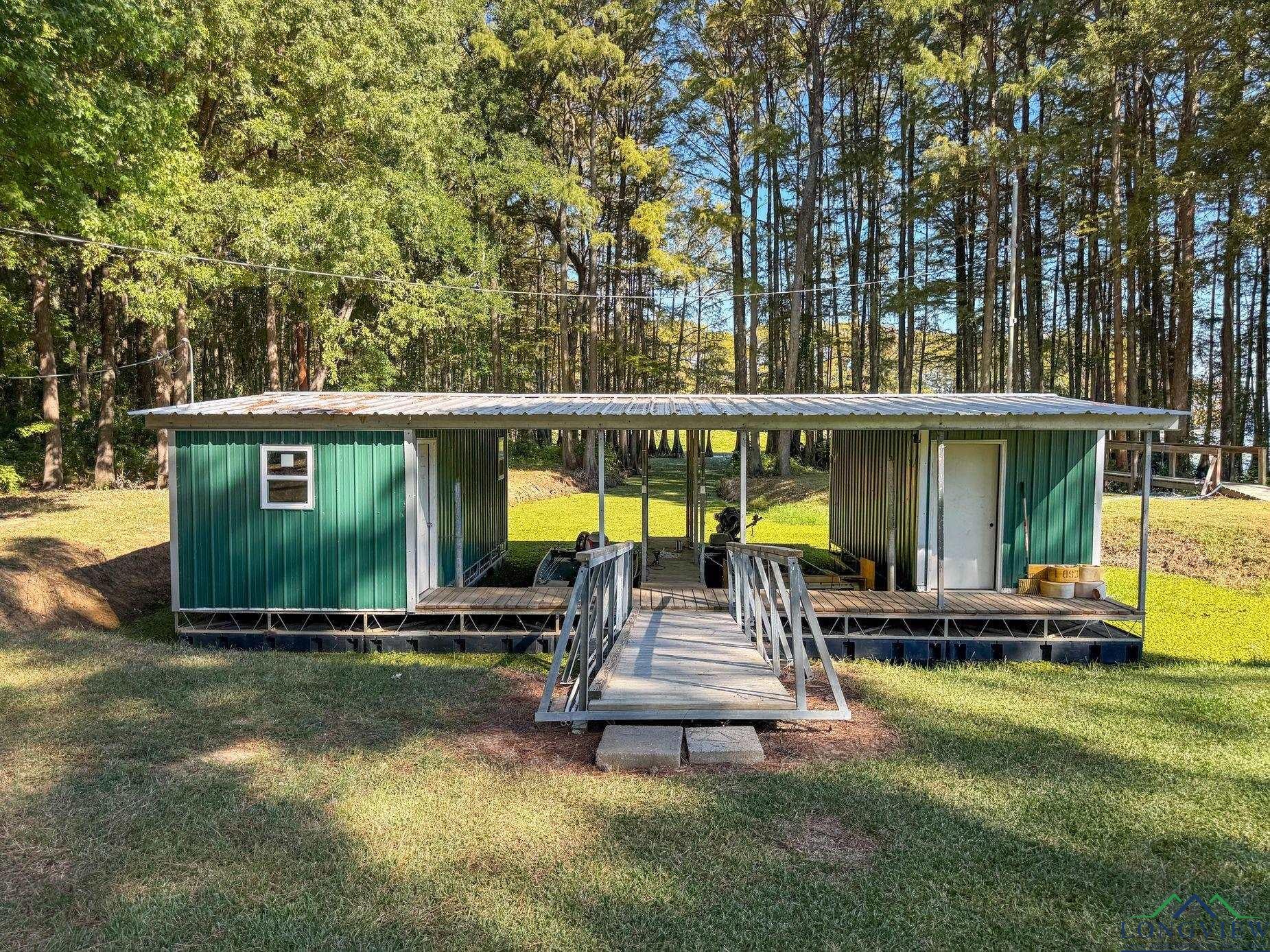 Karnack, Texas, 75661, United States, 3 Bedrooms Bedrooms, ,2 BathroomsBathrooms,Residential,For Sale,1983370