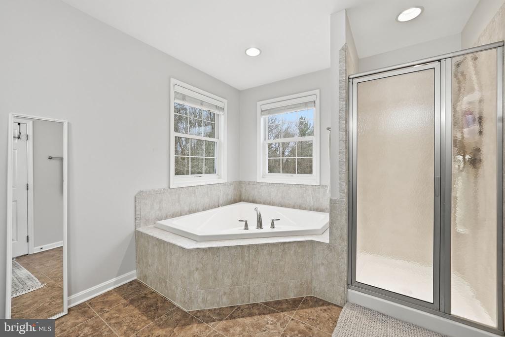 White Plains, Maryland, 20695, United States, 4 Bedrooms Bedrooms, ,3 BathroomsBathrooms,Residential,For Sale,2036996