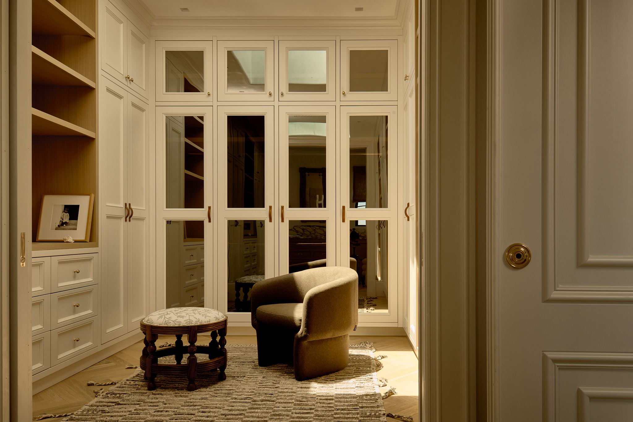  701 Nimes Rd - 物件實景