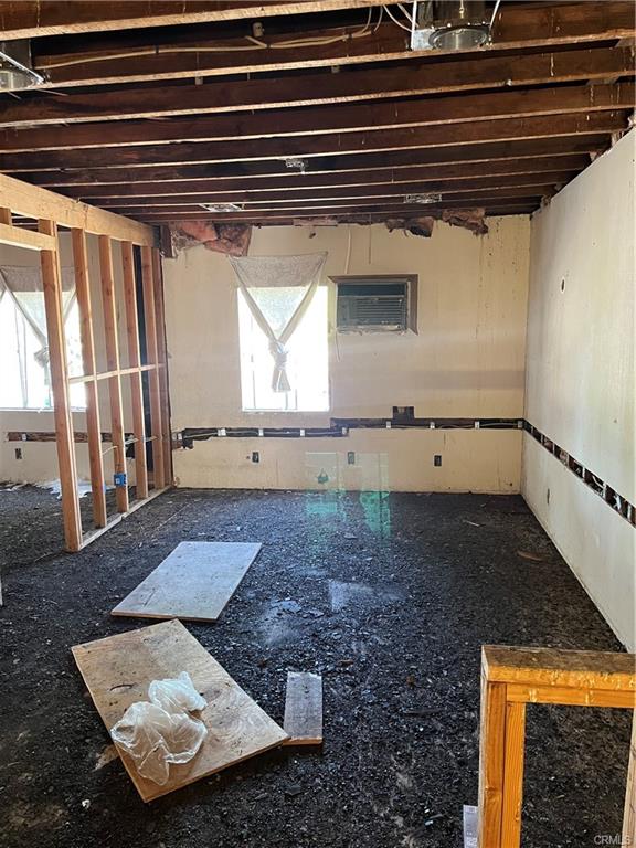 Los Angeles, California, 90063, United States, 4 Bedrooms Bedrooms, ,Residential,For Sale,1978961