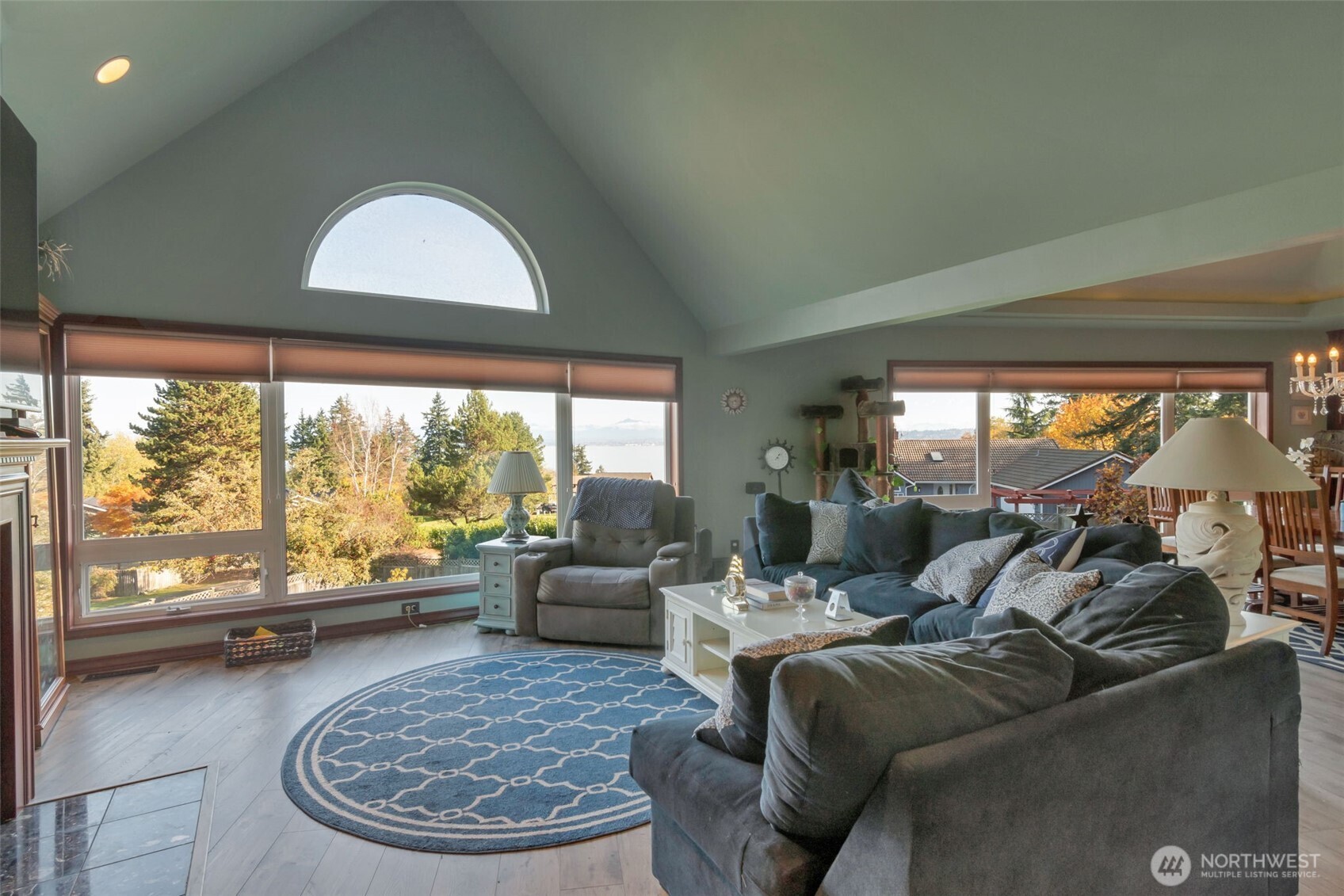 Clinton, Washington, 98236, United States, 4 Bedrooms Bedrooms, ,3 BathroomsBathrooms,Residential,For Sale,1990497