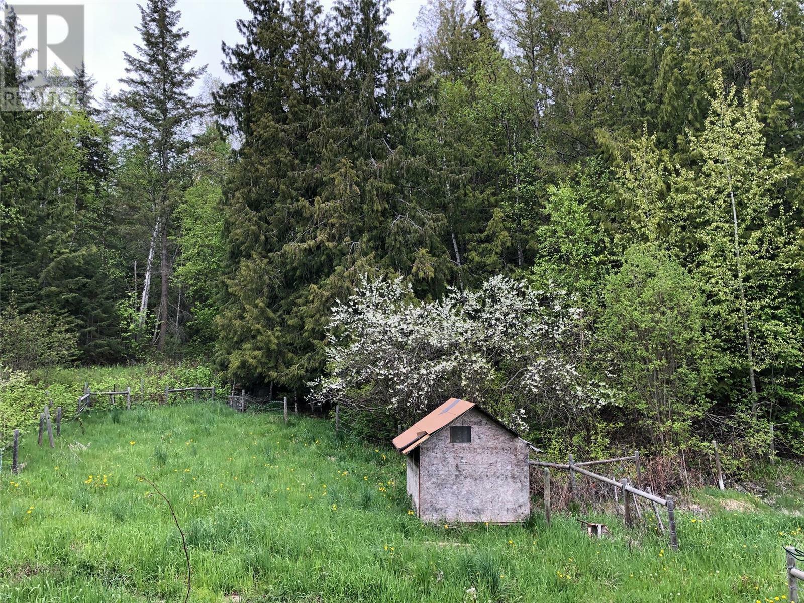 GRINDROD, British Columbia, V0E 1Y0, CA, 4 Bedrooms Bedrooms, ,2 BathroomsBathrooms,Residential,For Sale,1839130