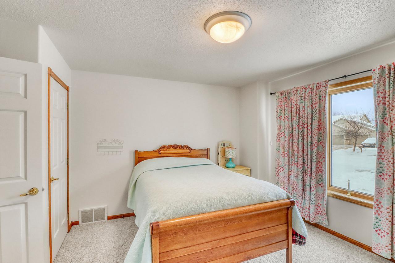 West Fargo, North Dakota, 58078, United States, 3 Bedrooms Bedrooms, ,2 BathroomsBathrooms,Residential,For Sale,2006344