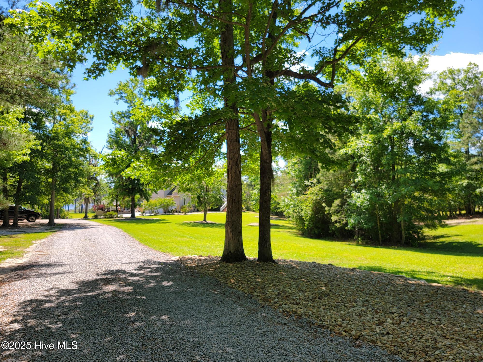 Chocowinity, North Carolina, 27817, United States, 4 Bedrooms Bedrooms, ,5 BathroomsBathrooms,Residential,For Sale,1827727