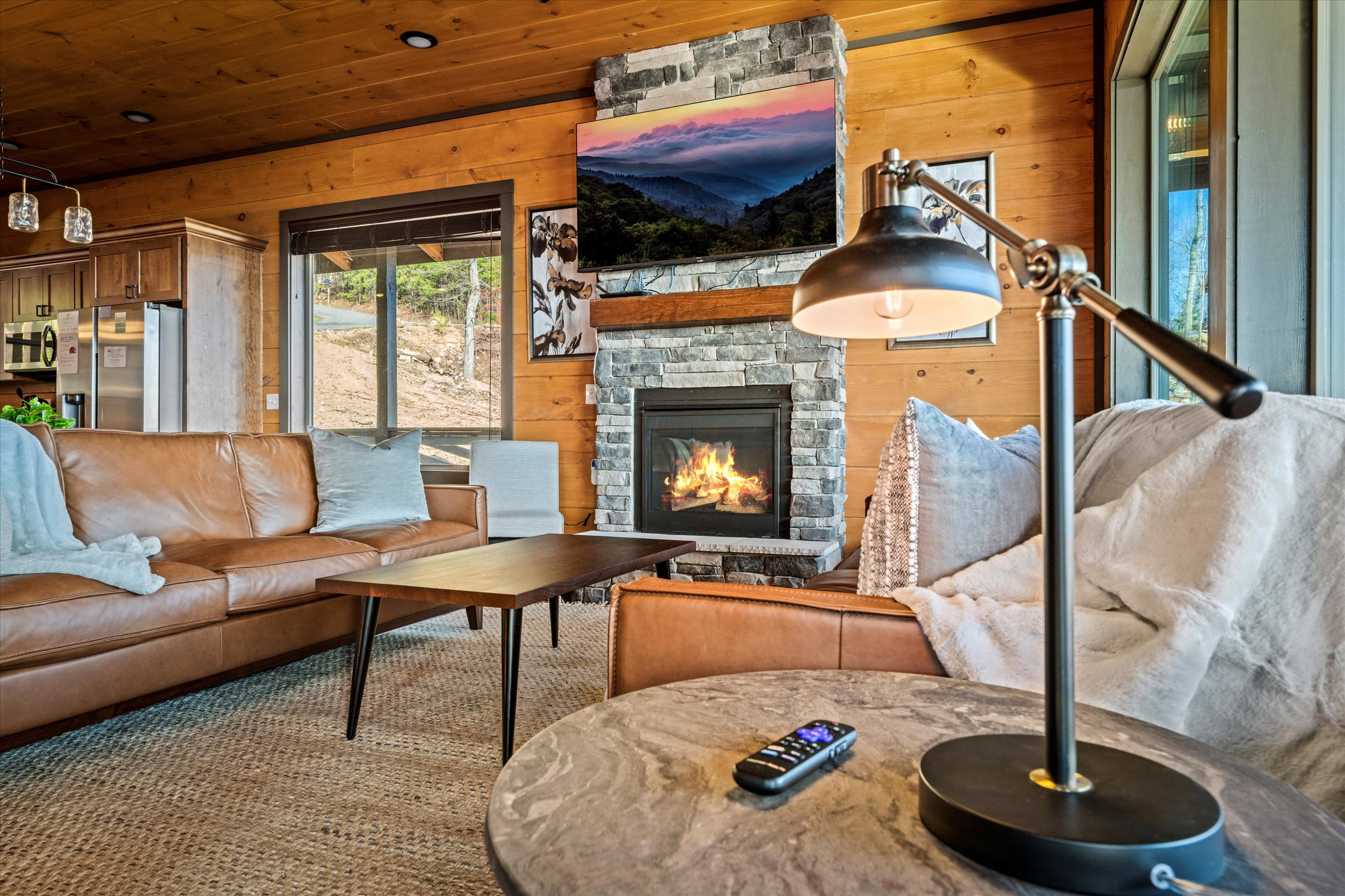 Sevierville, Tennessee, 37876, United States, 5 Bedrooms Bedrooms, ,6 BathroomsBathrooms,Residential,For Sale,1975935