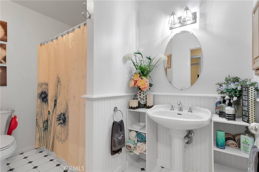 Pinon Hills, California, 92372, United States, 3 Bedrooms Bedrooms, ,2 BathroomsBathrooms,Residential,For Sale,1980325