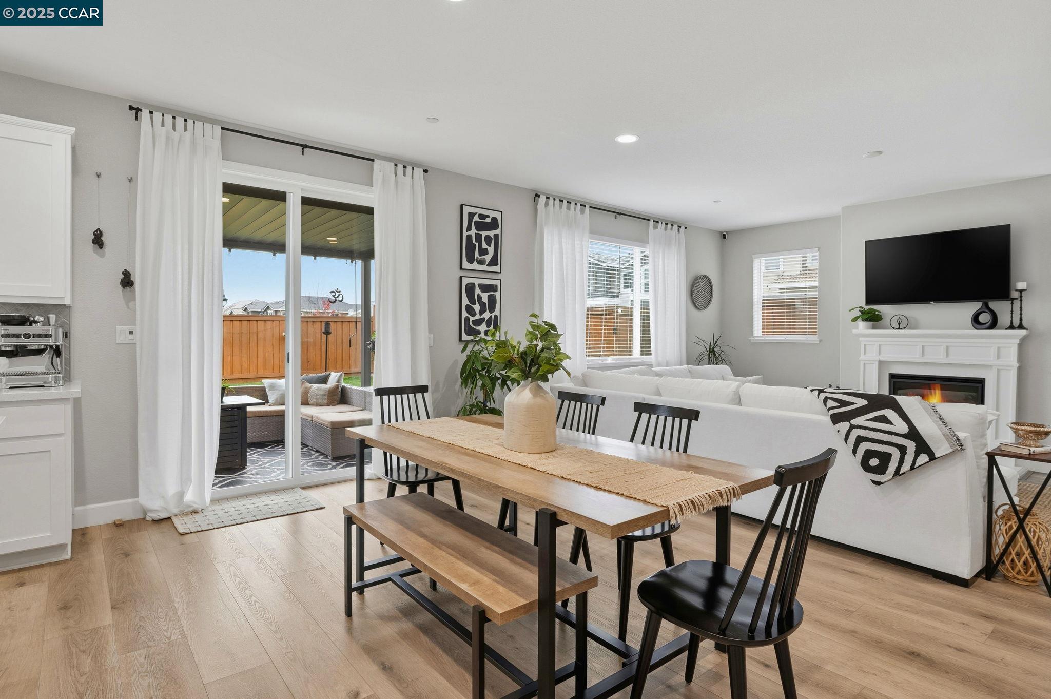 Fairfield, California, 94534, United States, 4 Bedrooms Bedrooms, ,2 BathroomsBathrooms,Residential,For Sale,1999573