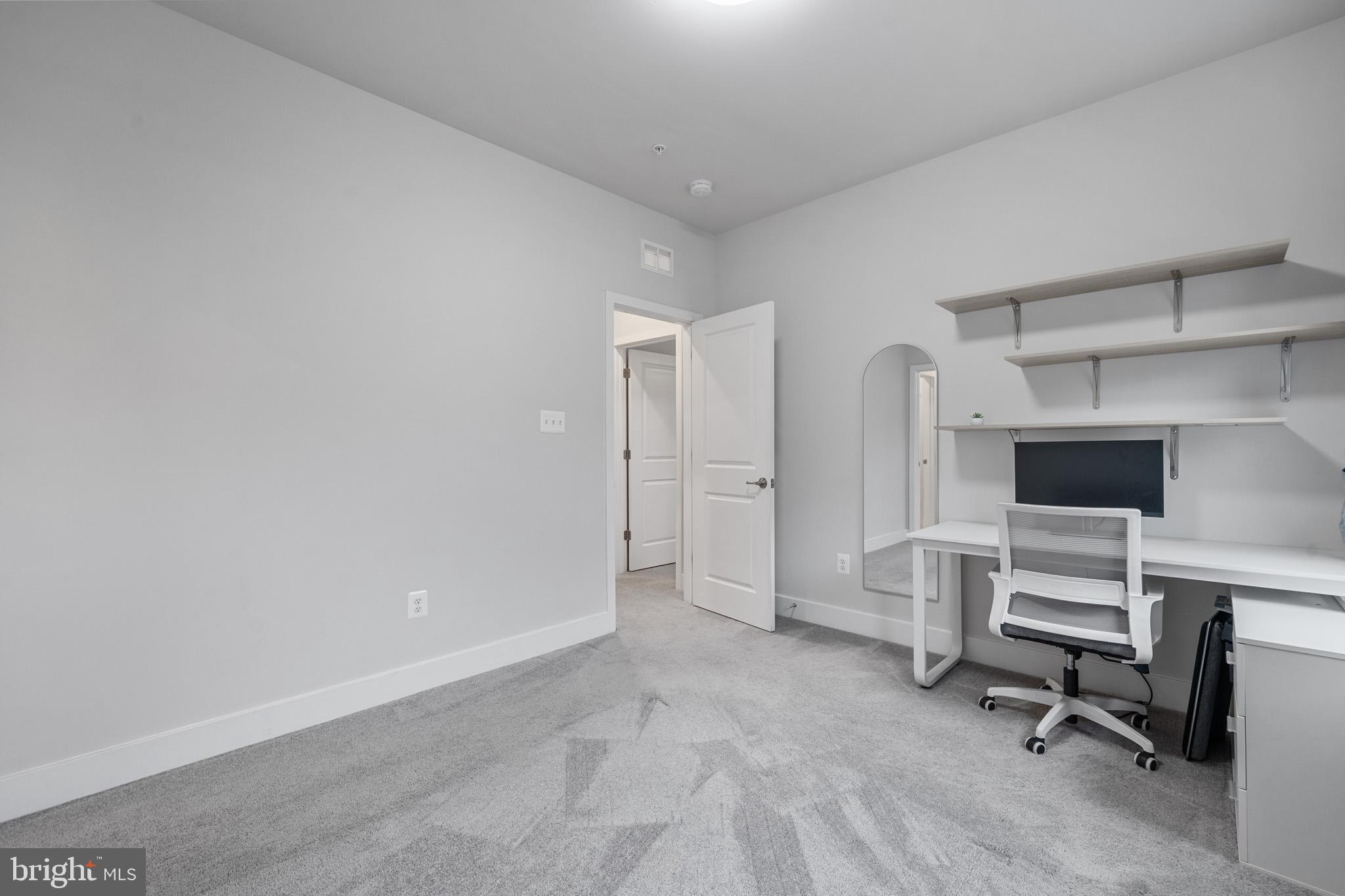 White Plains, Maryland, 20695, United States, 5 Bedrooms Bedrooms, ,5 BathroomsBathrooms,Residential,For Sale,1921773