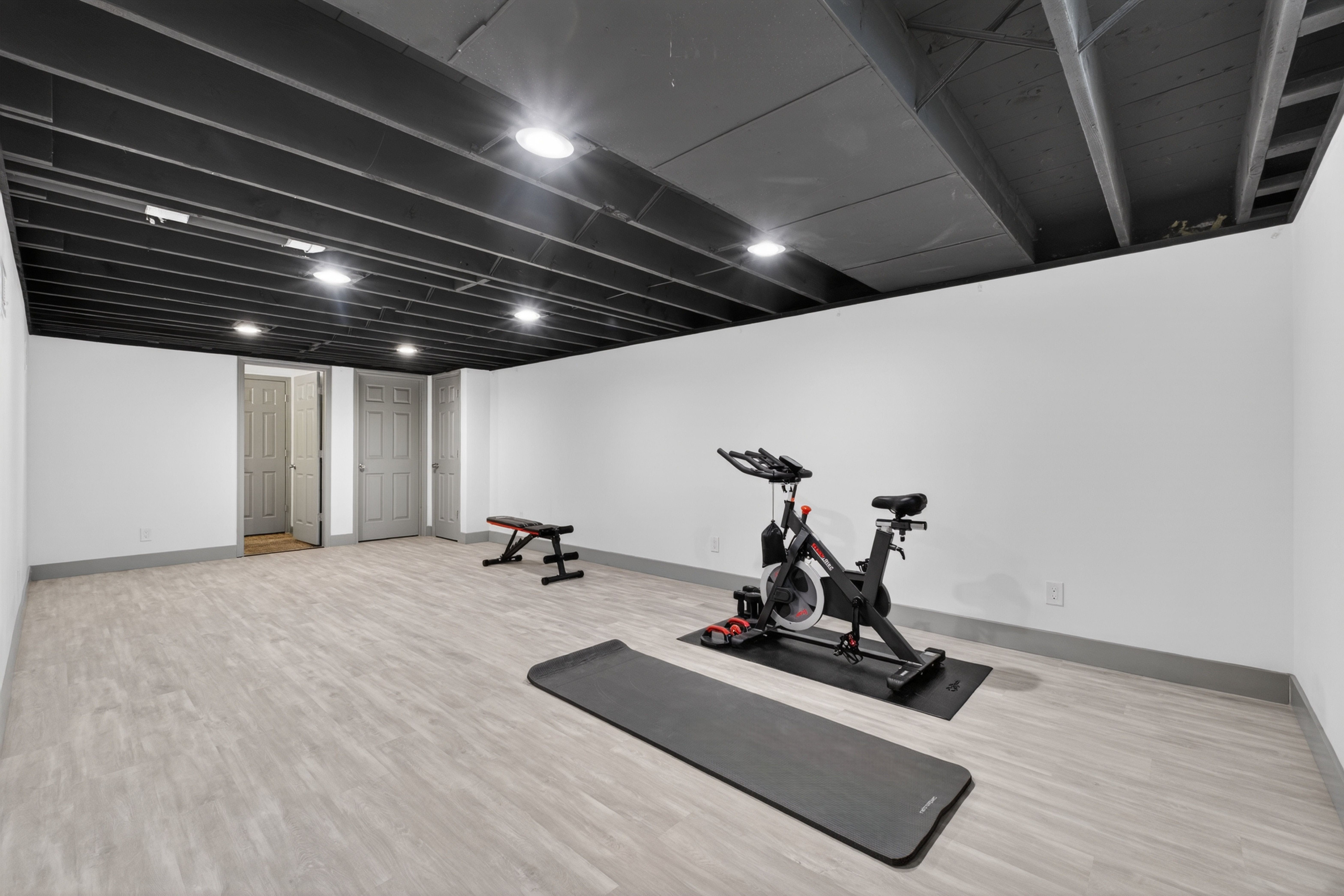  Charming Bright Ranch on a Tranquil Cul-de-Sac with Spacious Living Spaces - 物件實景
