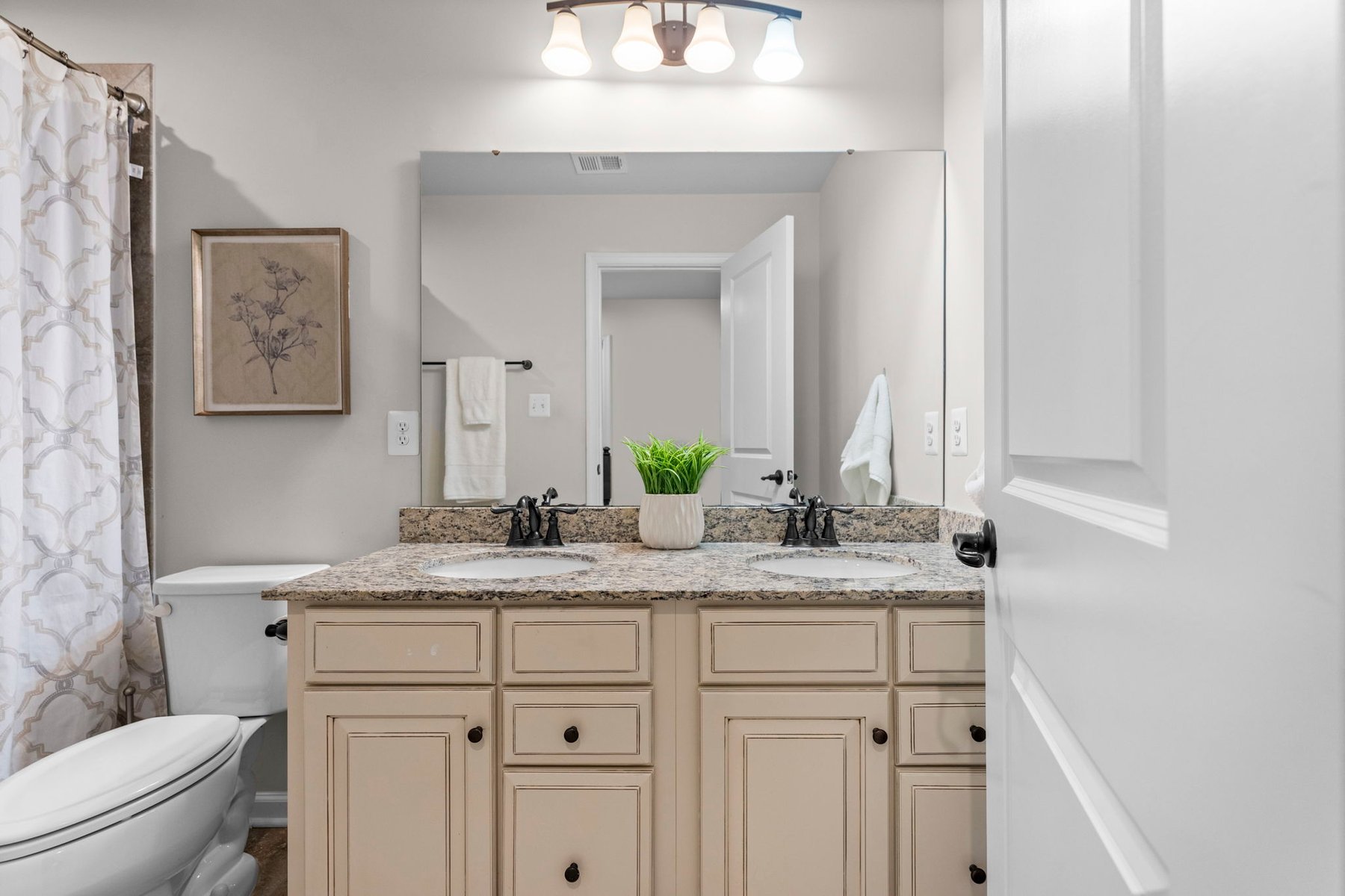  104 Poinsettia Way, Stephenson, VA 22656 - 物件實景