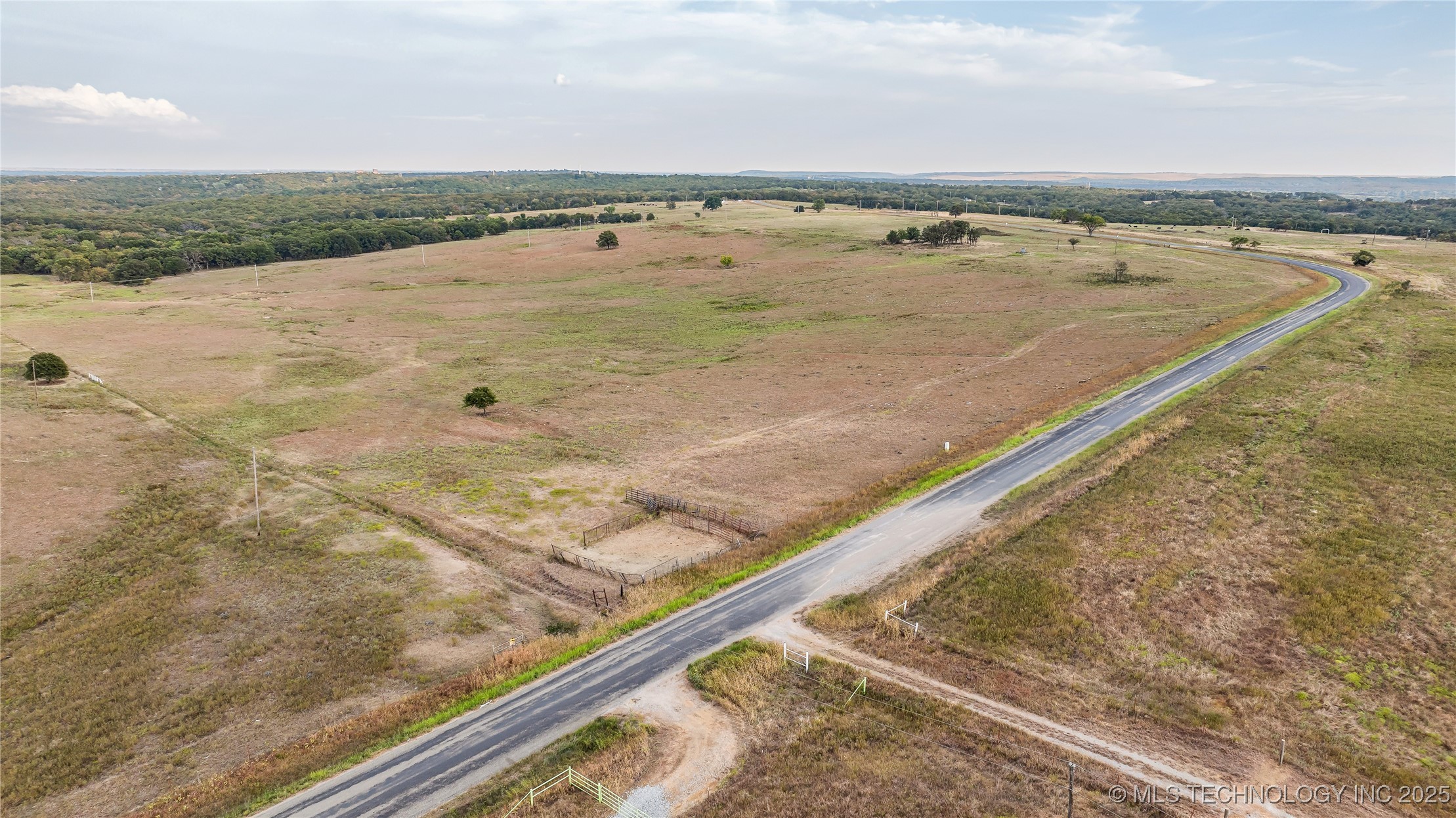 Bartlesville, Oklahoma, 74003, United States, ,Residential,For Sale,1963998