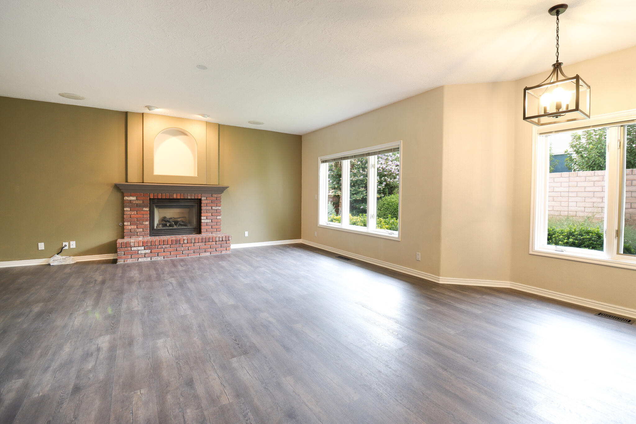 St George, Utah, 84790, United States, 6 Bedrooms Bedrooms, ,Residential,For Sale,1839961