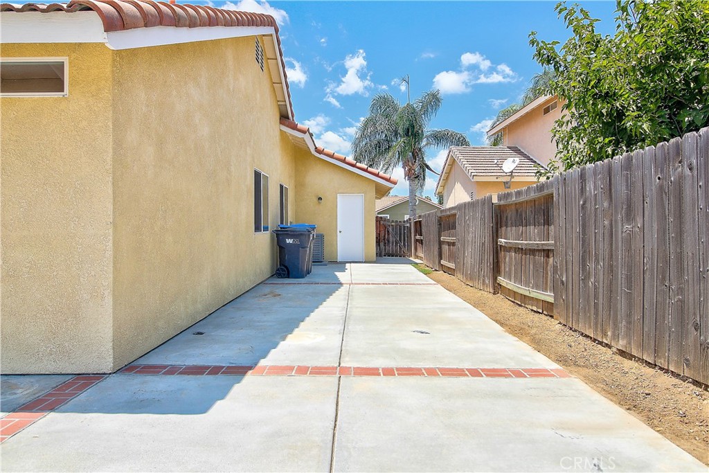 19364 Summerwind Trail, Perris, California, 92570, United States, 4 Bedrooms Bedrooms, ,2 BathroomsBathrooms,Residential,For Sale,19364 Summerwind Trail,1618757