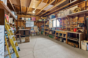 Yakima, Washington, 98903, United States, 3 Bedrooms Bedrooms, ,3 BathroomsBathrooms,Residential,For Sale,1846825