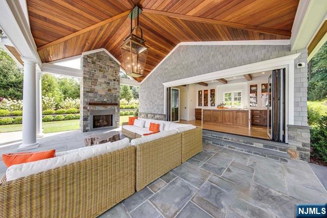 Saddle River, New Jersey, 07458, United States, 6 Bedrooms Bedrooms, ,10 BathroomsBathrooms,Residential,For Sale,1793660