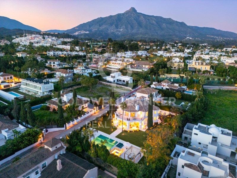 Marbella, Andalusia, ES, 5 Bedrooms Bedrooms, ,6 BathroomsBathrooms,Residential,For Sale,1794522
