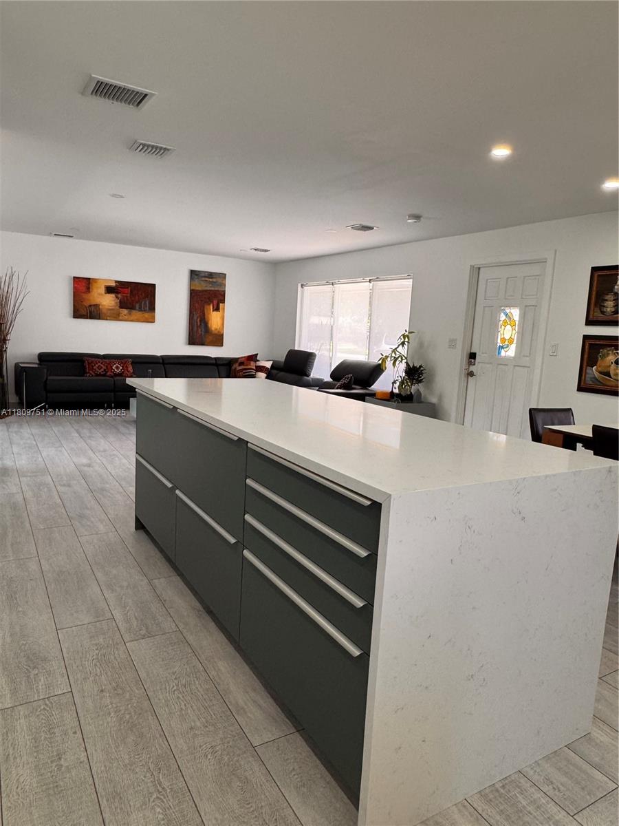 Pompano Beach, Florida, 33060, United States, 2 Bedrooms Bedrooms, ,2 BathroomsBathrooms,Residential,For Sale,1829168