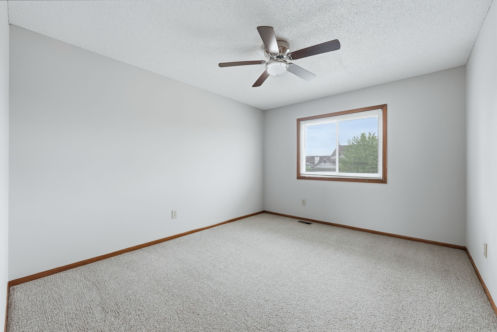  Well Maintained 3 Bedroom Home in Desirable School District - 物件實景