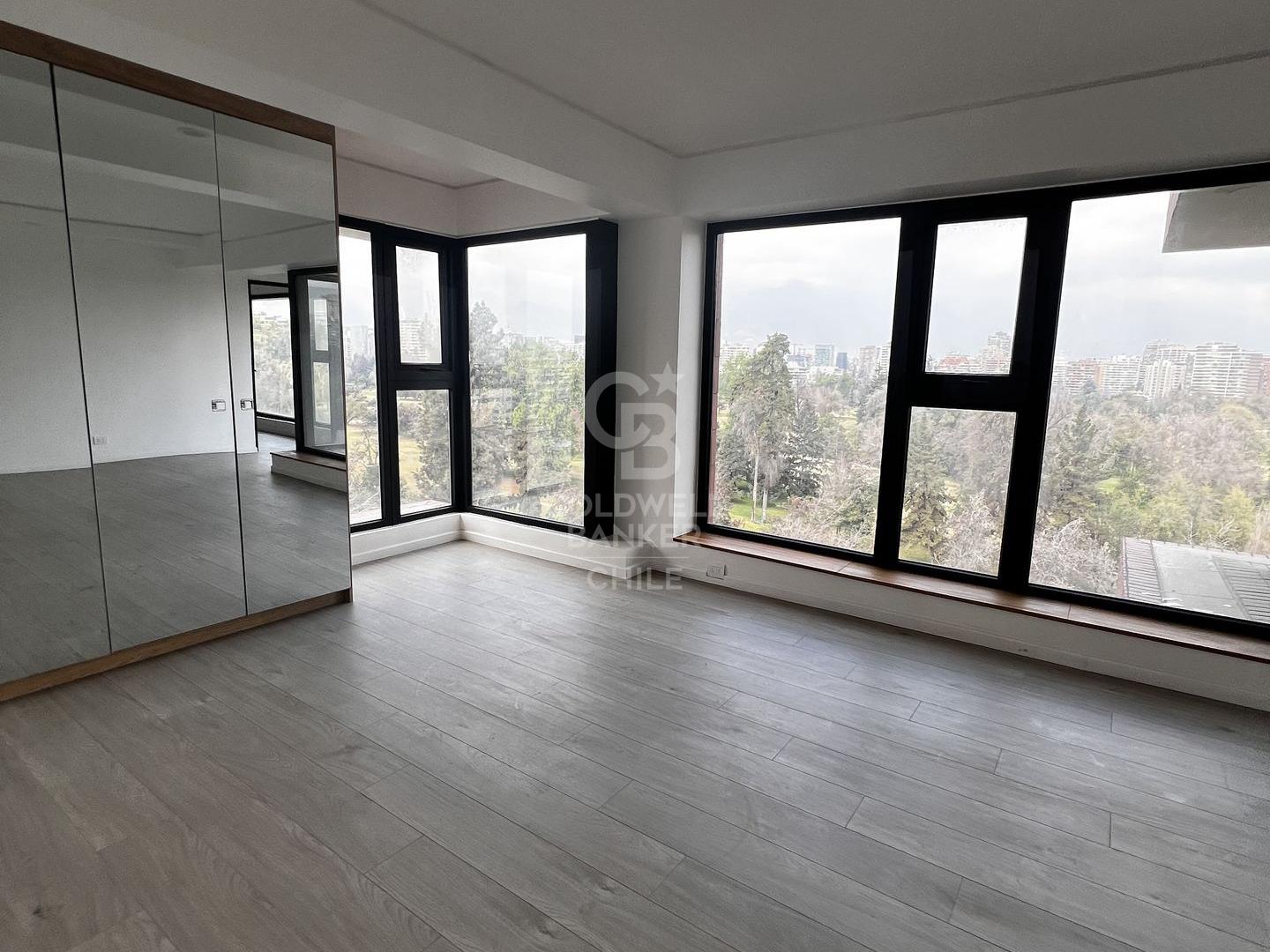 Vitacura, Chile, 4 Bedrooms Bedrooms, ,3 BathroomsBathrooms,Residential,For Sale,1972494