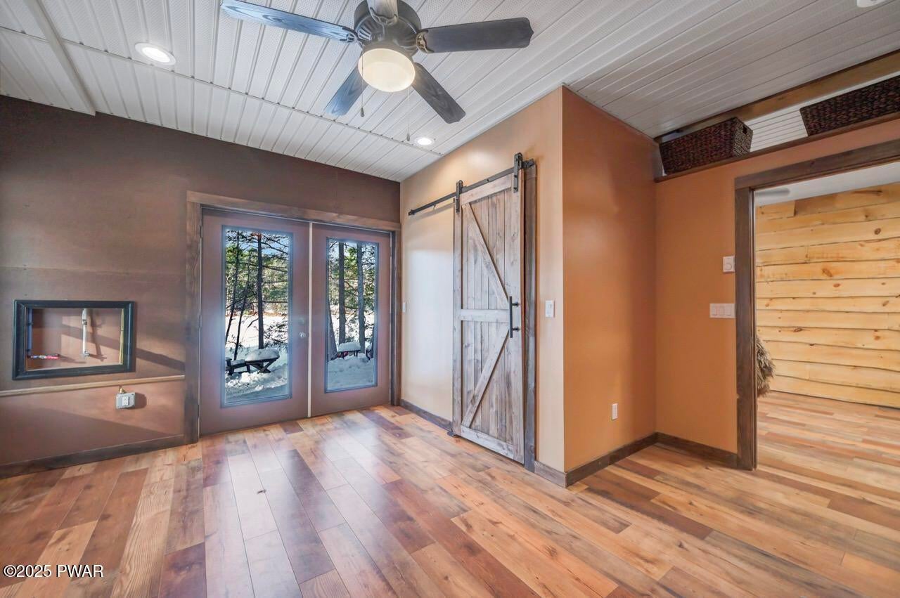 Dingmans Ferry, Pennsylvania, 18328, United States, 2 Bedrooms Bedrooms, ,1 BathroomBathrooms,Residential,For Sale,2006132